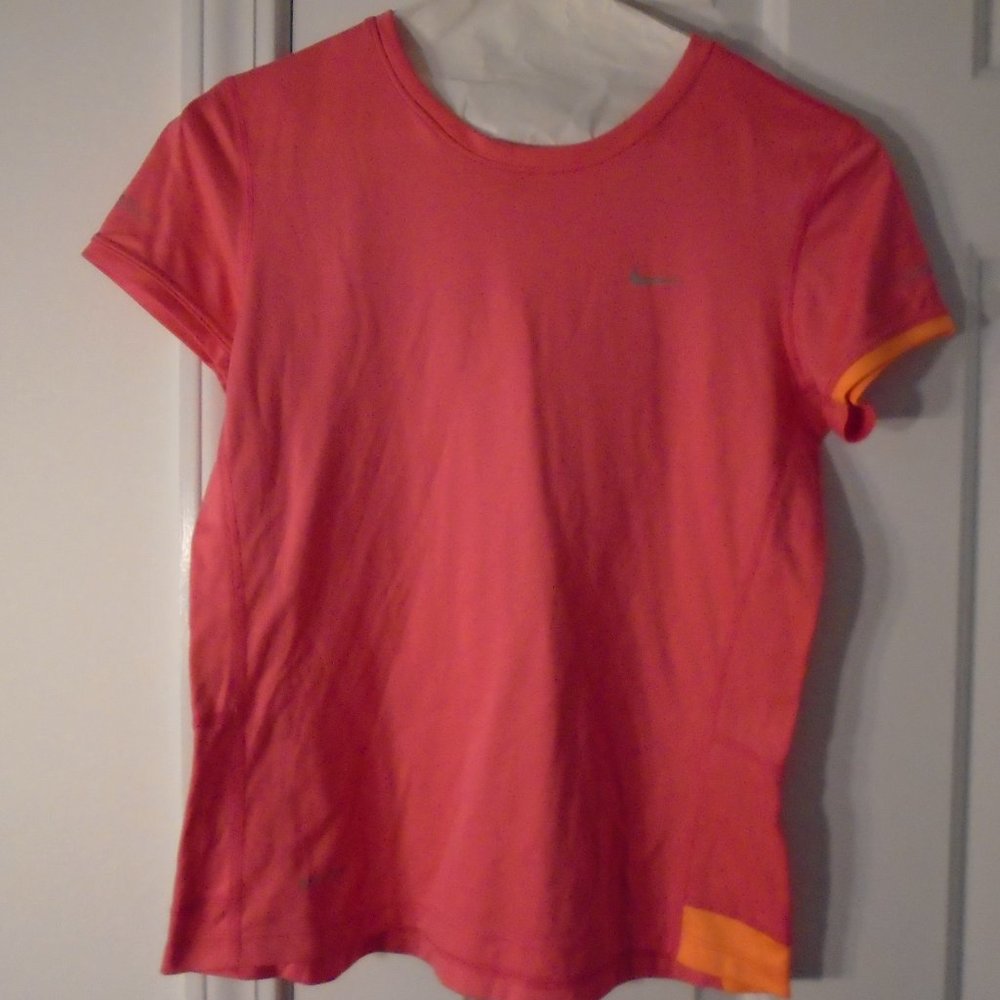 Girl's Nike Dri-Fit Tee Shirt Pink & Orange Size L